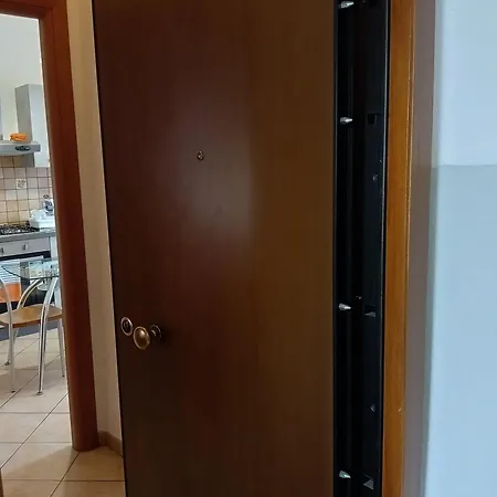 Apartment 051