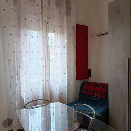051 Apartment Bologna